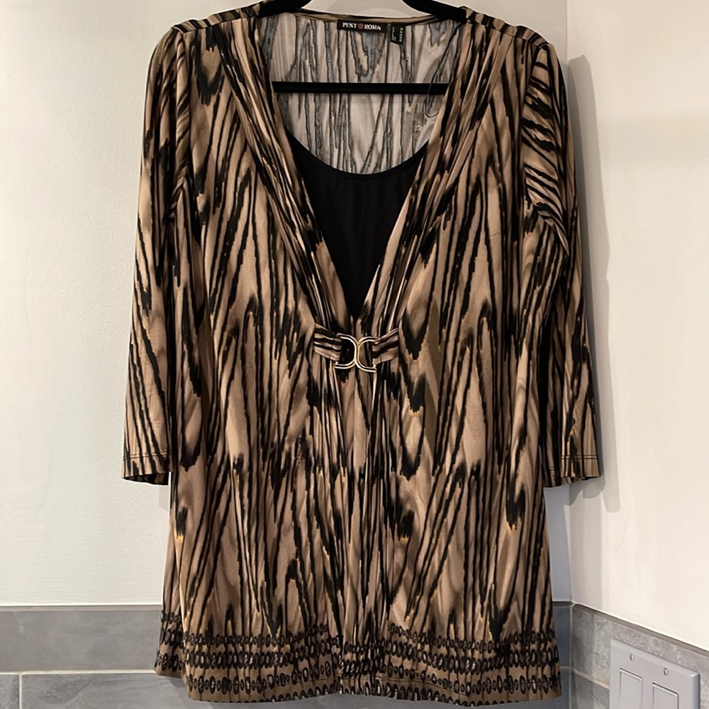 Tree-like print top